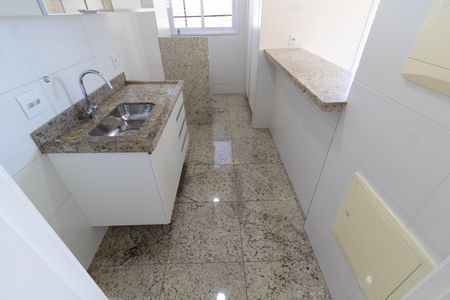 Apartamento à venda com 82m², 3 quartos e 2 vagasCOZINHA