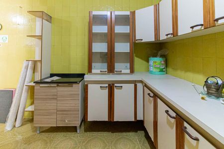 Casa à venda com 224m², 3 quartos e 3 vagas Casa à venda com 224m², 3 quartos e 3 vagasCopa