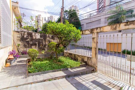 Casa à venda com 224m², 3 quartos e 3 vagas Casa à venda com 224m², 3 quartos e 3 vagasJardim / Garagem