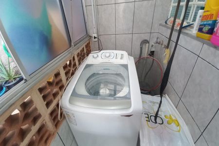 Casa à venda com 129m², 3 quartos e 1 vagaÁrea de Serviço