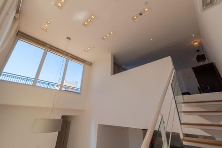 Apartamento à venda com 210m², 3 quartos e 4 vagasESCADAS ACESSO COBERTURA