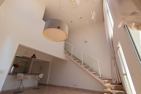 Apartamento à venda com 210m², 3 quartos e 4 vagasESCADAS ACESSO COBERTURA