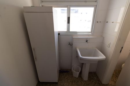 Apartamento à venda com 210m², 3 quartos e 4 vagasÁREA DE SERVIÇO