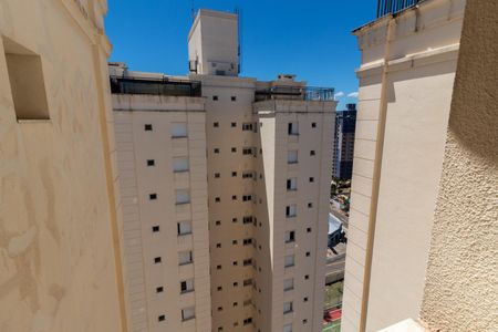 Apartamento à venda com 210m², 3 quartos e 4 vagasVISTA DA ÁREA DE SERVIÇO