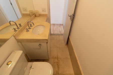 Apartamento à venda com 210m², 3 quartos e 4 vagasBANHEIRO SOCIAL