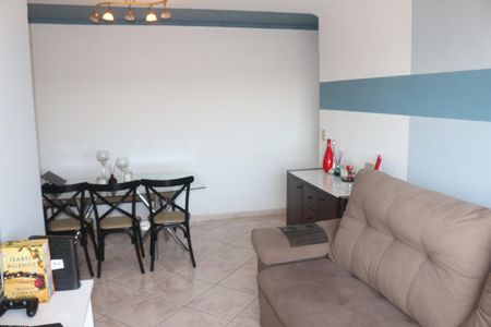 Apartamento à venda com 69m², 2 quartos e 1 vagaSala