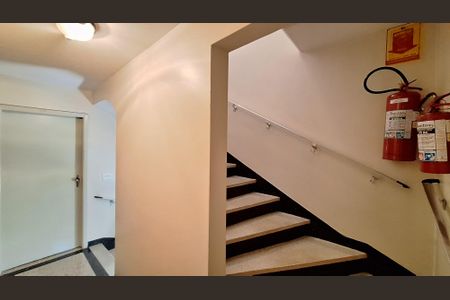 Apartamento à venda com 90m², 3 quartos e sem vagaÁrea comum