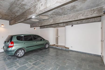 Casa à venda com 228m², 3 quartos e 2 vagas
