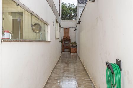 Casa à venda com 228m², 3 quartos e 2 vagas