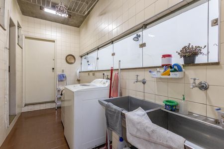 Casa à venda com 228m², 3 quartos e 2 vagas