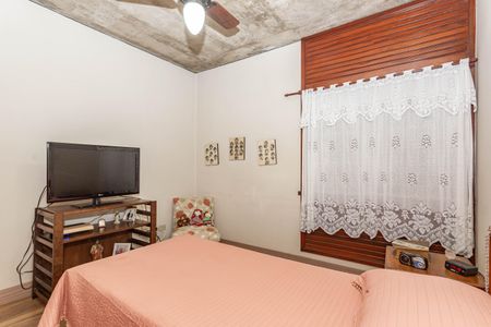 Casa à venda com 228m², 3 quartos e 2 vagas