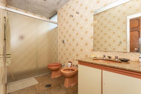 Casa à venda com 228m², 3 quartos e 2 vagas