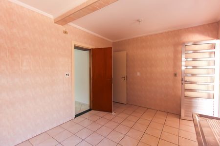 Casa à venda com 126m², 2 quartos e 2 vagasCozinha