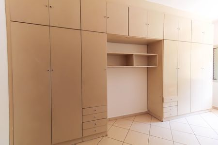 Casa à venda com 126m², 2 quartos e 2 vagasQuarto 2