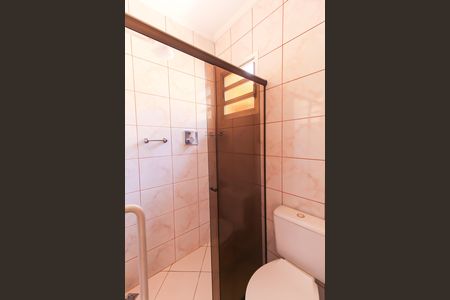 Casa à venda com 126m², 2 quartos e 2 vagasBanheiro de serviço