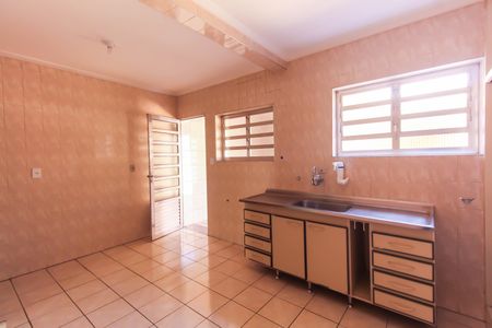 Casa à venda com 126m², 2 quartos e 2 vagasCozinha