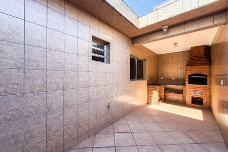 Quintal de casa à venda com 2 quartos, 126m² em Vila Claudia, São Paulo