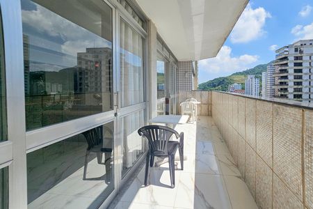 Apartamento para alugar com 146m², 4 quartos e 1 vagaVaranda