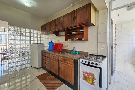 Apartamento para alugar com 146m², 4 quartos e 1 vagaCozinha
