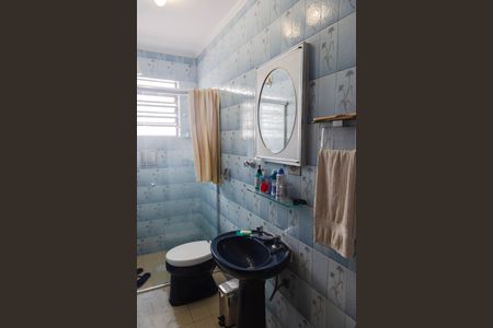 Casa para alugar com 140m², 4 quartos e 2 vagas Casa para alugar com 140m², 4 quartos e 2 vagasBanheiro 2