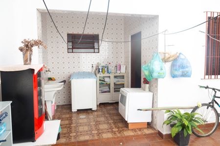 Casa para alugar com 140m², 4 quartos e 2 vagas Casa para alugar com 140m², 4 quartos e 2 vagasCozinha