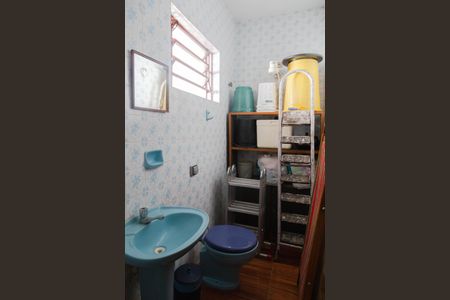 Casa para alugar com 140m², 4 quartos e 2 vagas Casa para alugar com 140m², 4 quartos e 2 vagasBanheiro de Serviço