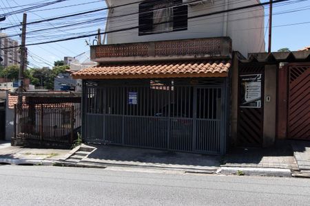 Casa para alugar com 100m², 2 quartos e sem vagaFachada