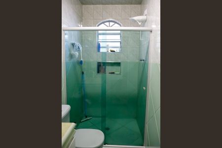 Casa à venda com 274m², 5 quartos e 2 vagasBanheiro 2