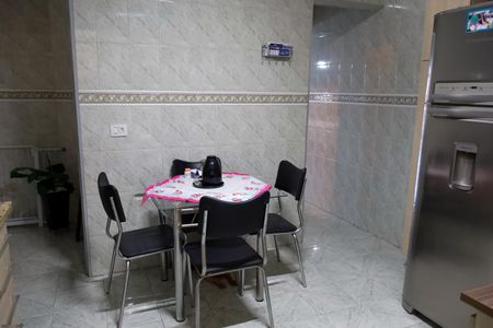 Casa à venda com 274m², 5 quartos e 2 vagasCozinha