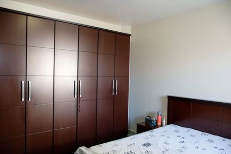 Casa à venda com 274m², 5 quartos e 2 vagasQuarto 3