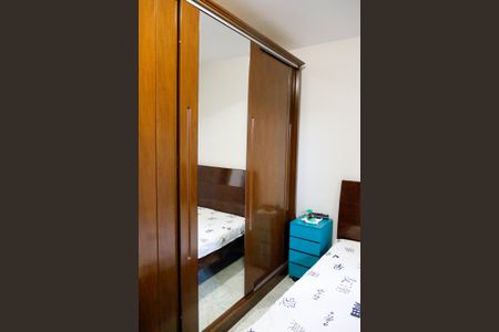 Casa à venda com 274m², 5 quartos e 2 vagasQuarto 2