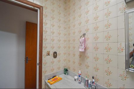 Casa à venda com 195m², 3 quartos e 5 vagasBanheiro da Suíte