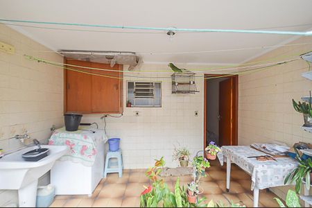 Casa à venda com 195m², 3 quartos e 5 vagasÁrea de Serviço