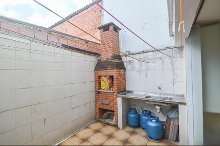 Casa à venda com 195m², 3 quartos e 5 vagasChurrasqueira