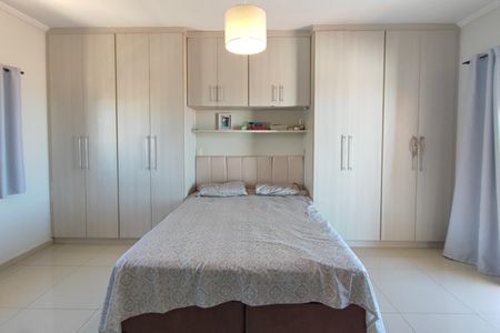 Casa para alugar com 300m², 4 quartos e 3 vagasQuarto 1