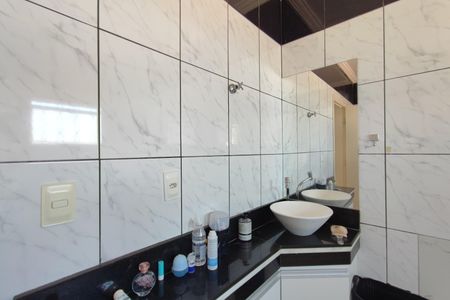 Casa para alugar com 300m², 4 quartos e 3 vagasBanheiro