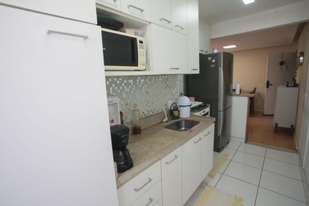 Apartamento à venda com 51m², 2 quartos e 1 vagaCozinha