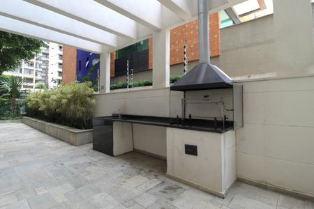 Apartamento à venda com 280m², 3 quartos e 4 vagasÁrea Comum - Churrasqueira