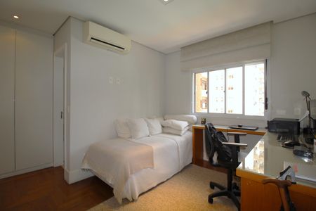 Apartamento à venda com 280m², 3 quartos e 4 vagasQuarto 1 - Suíte