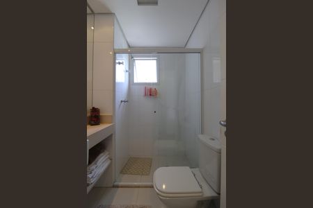 Apartamento à venda com 280m², 3 quartos e 4 vagasBanheiro da Suíte 2