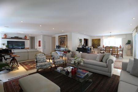 Apartamento à venda com 280m², 3 quartos e 4 vagasSala