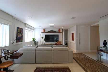 Apartamento à venda com 280m², 3 quartos e 4 vagasSala