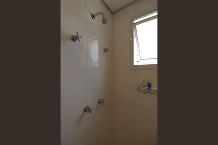 Apartamento à venda com 280m², 3 quartos e 4 vagasBanheiro da Suíte 1