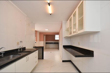 Apartamento para alugar com 149m², 3 quartos e 2 vagas Apartamento para alugar com 149m², 3 quartos e 2 vagasCozinha