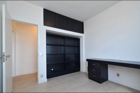 Apartamento para alugar com 149m², 3 quartos e 2 vagas Apartamento para alugar com 149m², 3 quartos e 2 vagasQuarto1