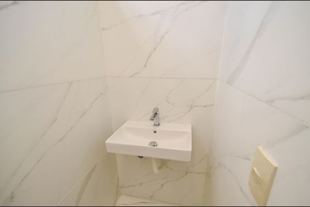 Apartamento para alugar com 149m², 3 quartos e 2 vagas Apartamento para alugar com 149m², 3 quartos e 2 vagasBanheiro serviço