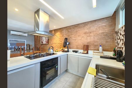Apartamento para alugar com 117m², 3 quartos e 2 vagas Apartamento para alugar com 117m², 3 quartos e 2 vagasCozinha