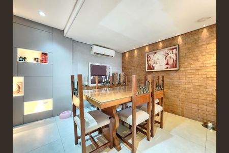 Apartamento para alugar com 117m², 3 quartos e 2 vagas Apartamento para alugar com 117m², 3 quartos e 2 vagasCopa da cozinha