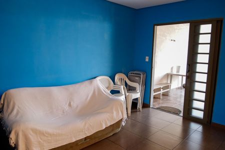 Casa à venda com 207m², 4 quartos e 2 vagas Casa à venda com 207m², 4 quartos e 2 vagasSala 2