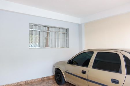 Casa à venda com 207m², 4 quartos e 2 vagas Casa à venda com 207m², 4 quartos e 2 vagasGaragem